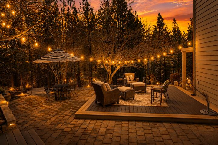 Property Photo:  102 N Lindeblad Ln  WA 99019 