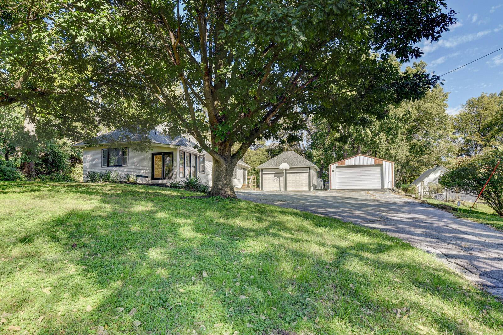 Property Photo: 1510 McPherson Avenue IA 51503