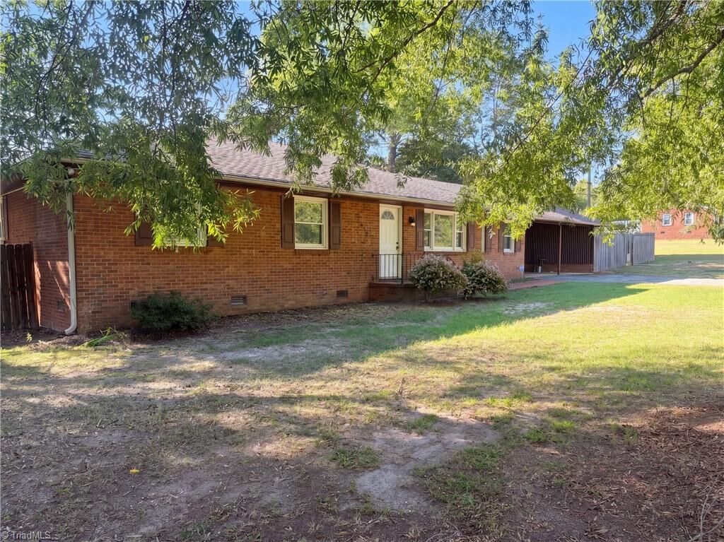 Property Photo: 7059 McLeansville Road NC 27214