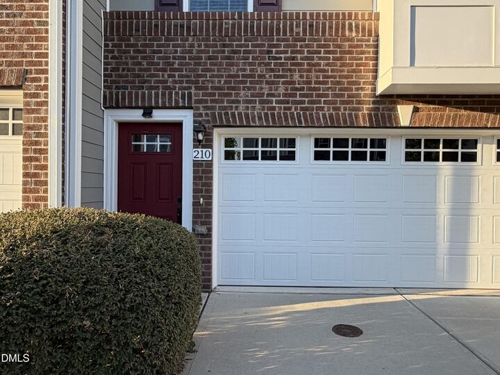 Property Photo: 210 Tamworth Creek NC 27707