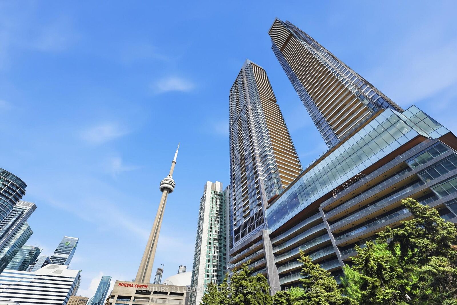Property Photo:  3 Concord Cityplace Way 622  ON M5V 0X4 