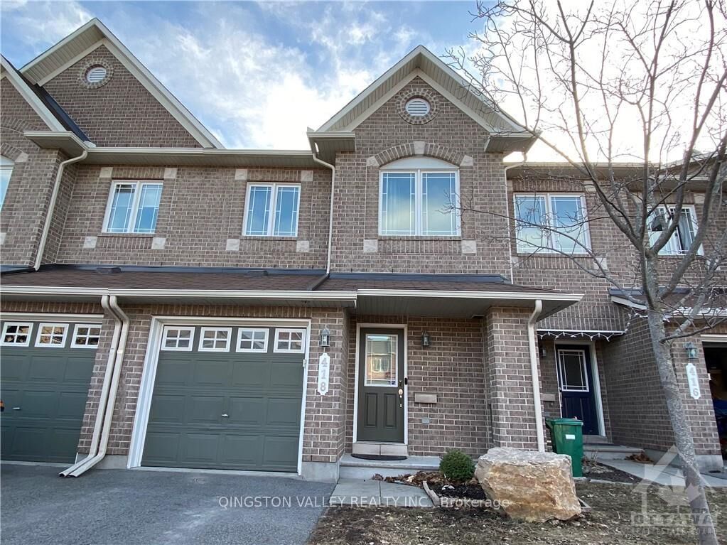 Property Photo:  418 Galatina Way  ON K2K 0E7 
