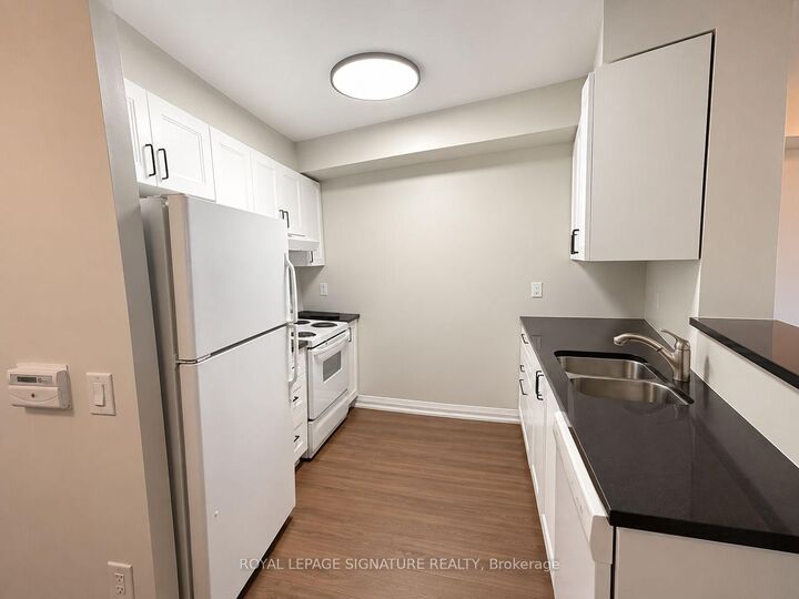 Property Photo:  20 Olive Avenue 1507  ON M2N 7G5 