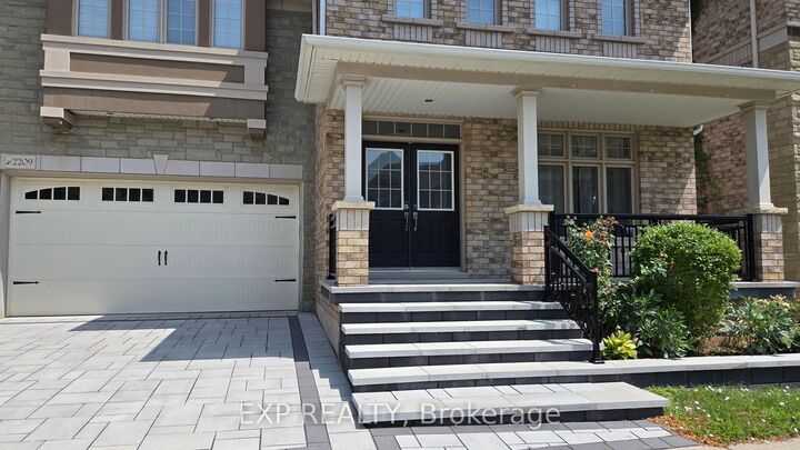 Property Photo:  2209 Blackbird Court  ON L6M 5E6 