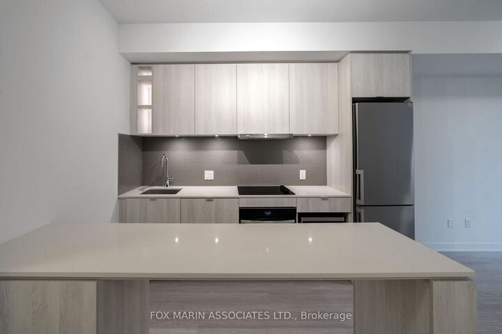 Property Photo:  11 Yorkville Avenue 702  ON M4W 1L2 