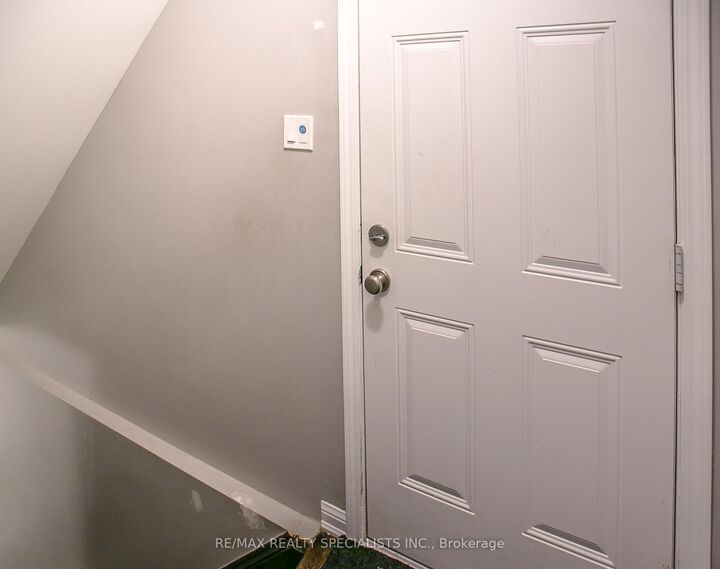 Property Photo:  88 Robert Parkinson Drive  ON L7A 0G2 