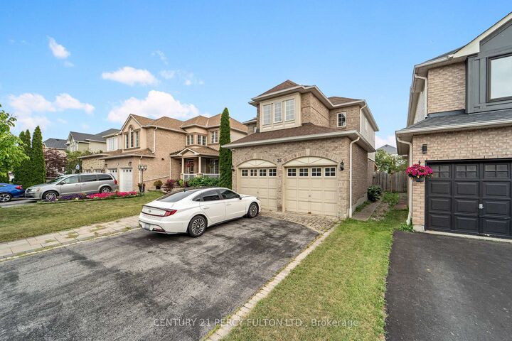 Property Photo: 35 Weldon Street ON L1R 2T5