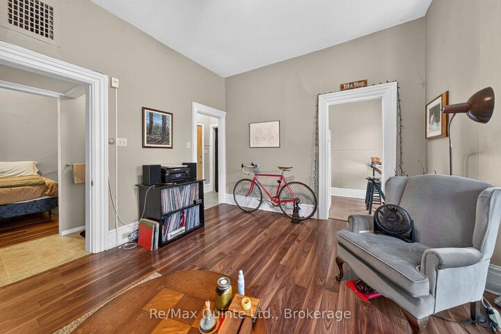 Property Photo:  205 Charles Street 3  ON K8N 3M3 