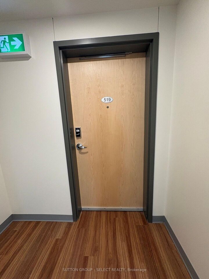 Photo de la propriété: 351 Hill Street 420 ON N6B 2M2