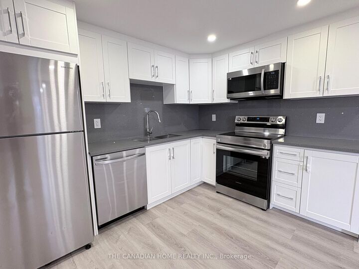 Property Photo: 63 Champlain Avenue 2 ON L8G 2H5