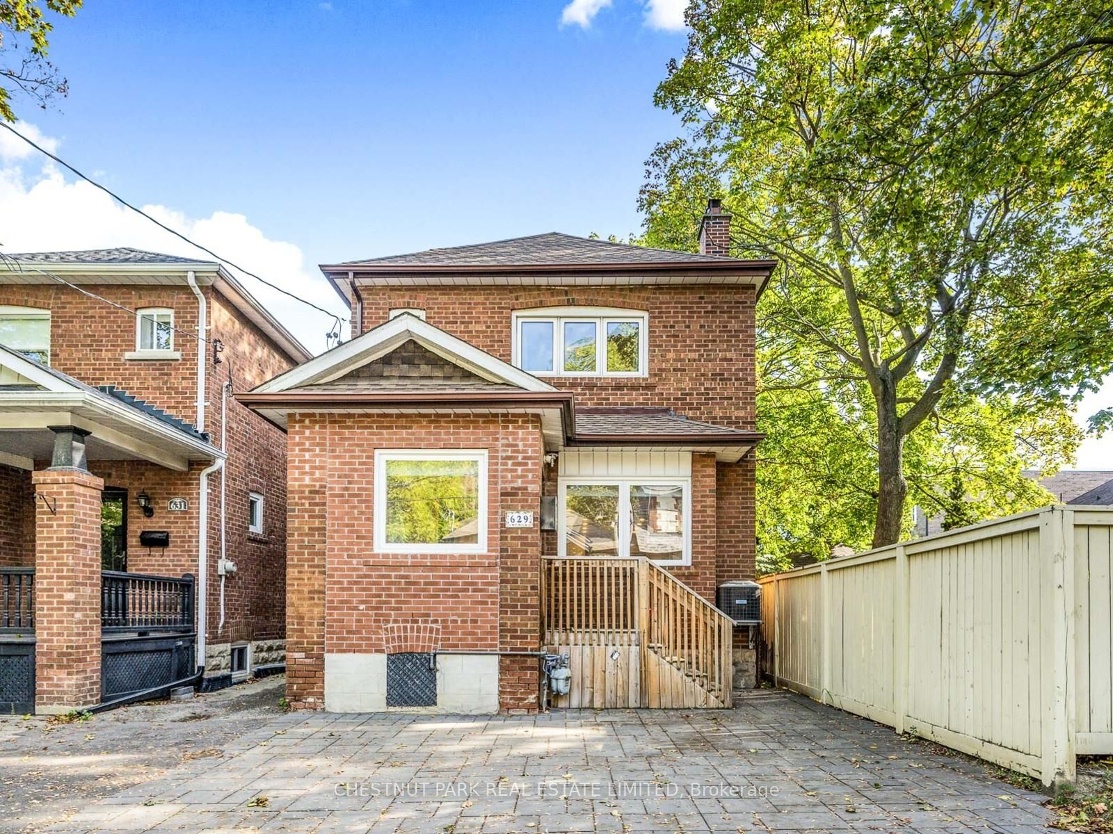 Property Photo:  629 Duplex Avenue  ON M4R 1W1 