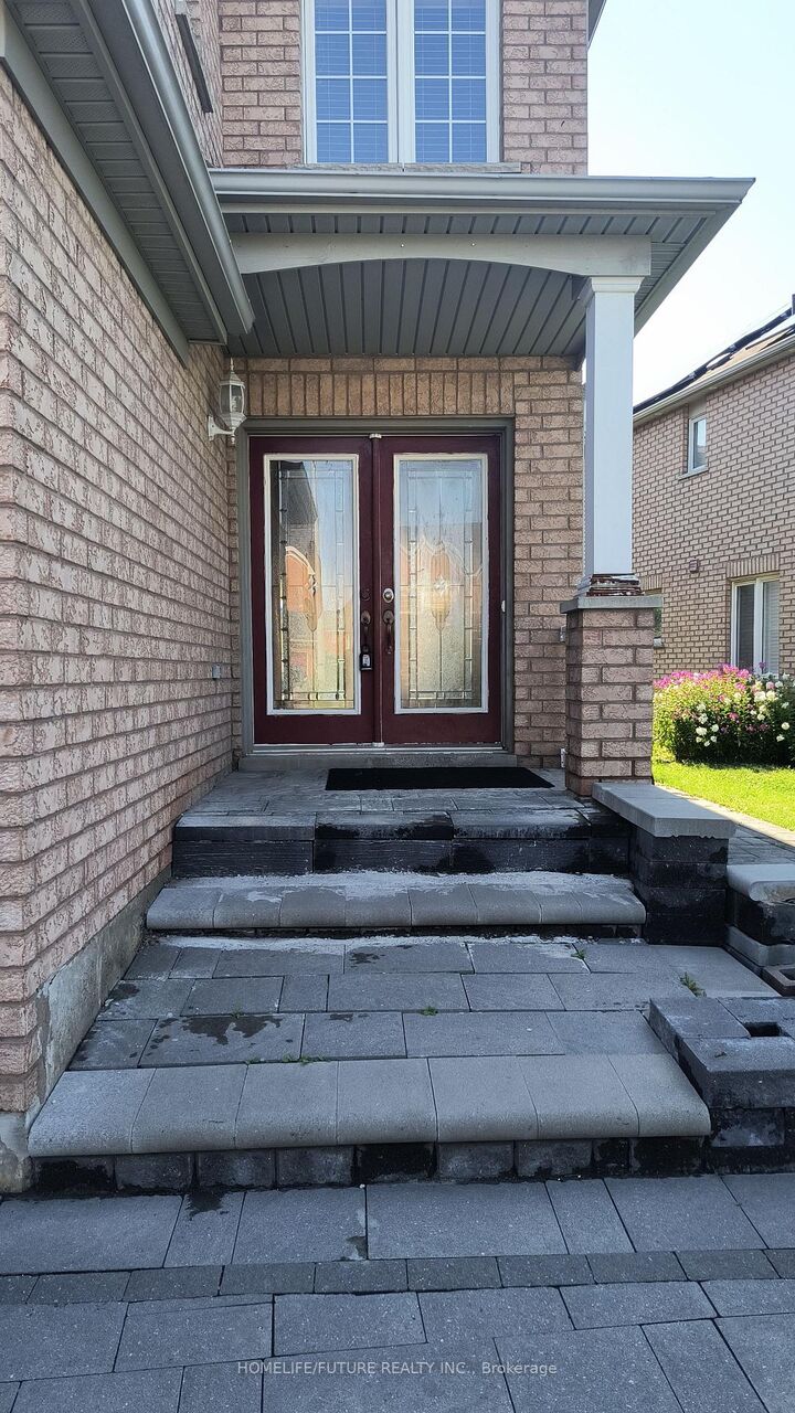 Property Photo:  60 Charles Brown Road Bsmt  ON L3S 4V3 