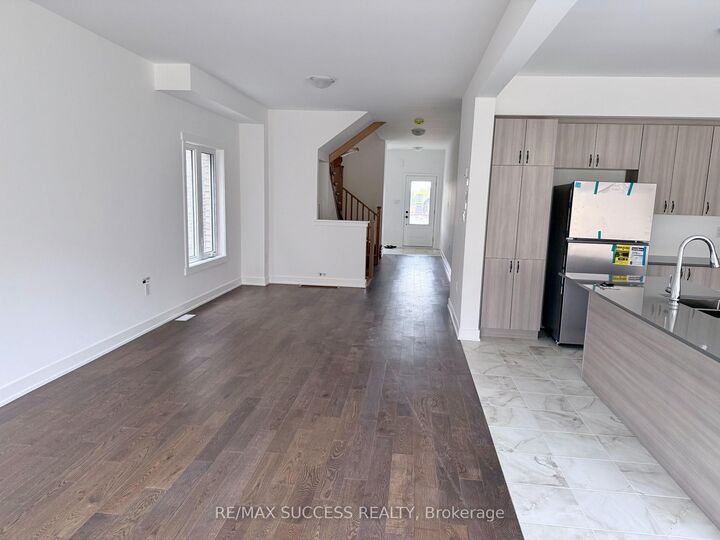 Property Photo:  95 Flan Boulevard  ON L9J 1C6 