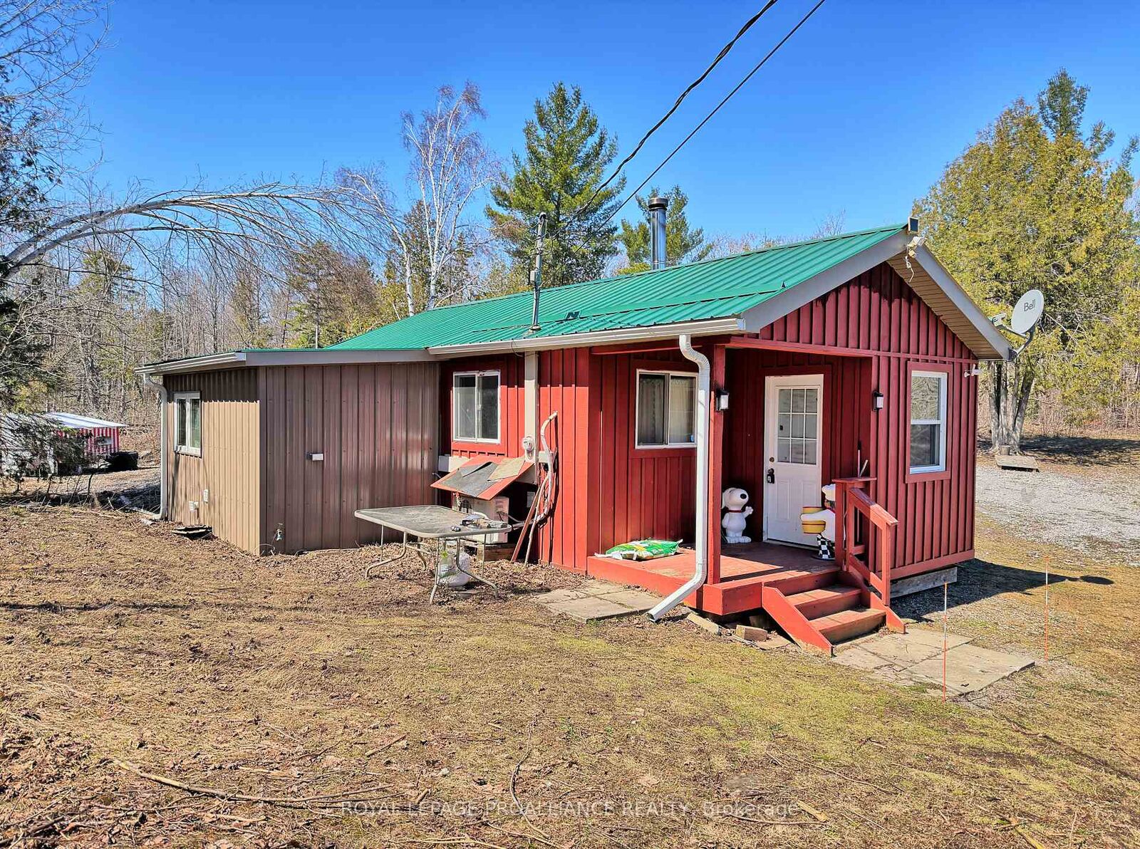 Property Photo:  812 Cleveland Road  ON K0K 1Y0 