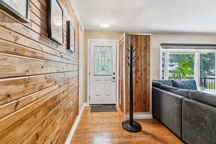 Property Photo:  859 Dalkeith Crescent  ON N5X 1S5 