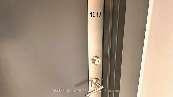 Property Photo:  7895 Jane Street 1013  ON L4K 2M7 