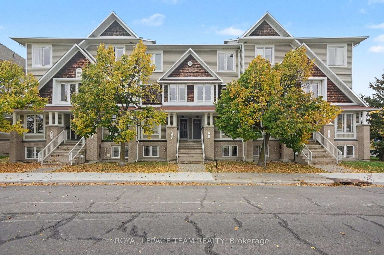 Property Photo:  391 Chapman Mills Drive A  ON K2J 0M7 