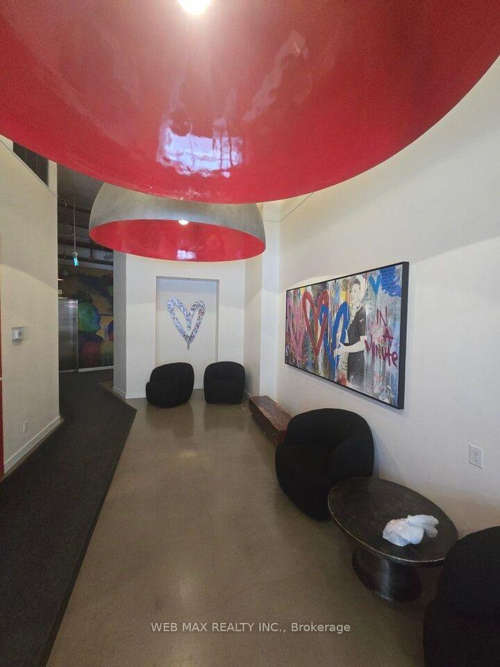 Property Photo:  135 East Liberty Street 2413  ON M6K 0G7 