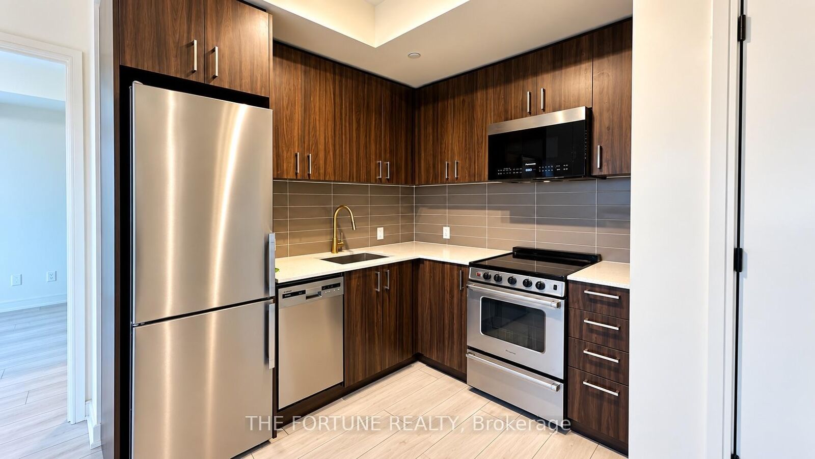 Photo de la propriété:  8010 Derry Road 909  ON L9T 9N3 