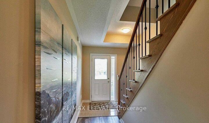 Property Photo:  28 Waterstone Way  ON L1N 0M3 