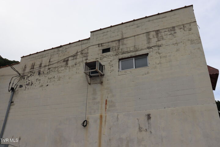 Property Photo:  106 Kentucky Avenue A  VA 24216 