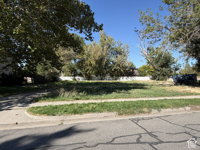 Property Photo: 630 S 300 E UT 84014