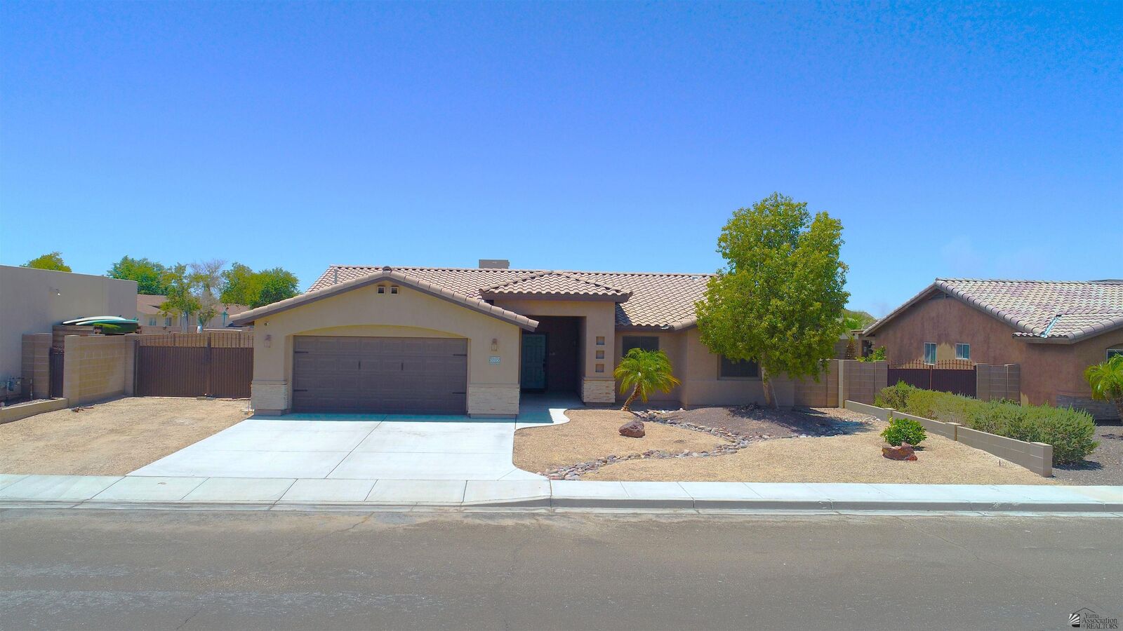 Property Photo: 10190 S Galaxy Ave AZ 85367