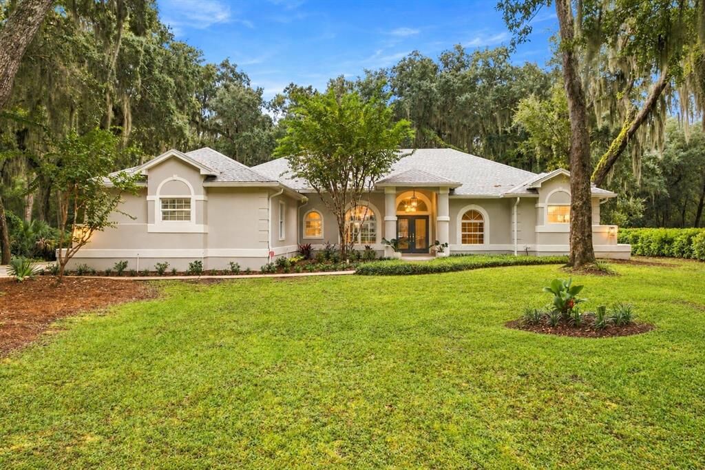 Property Photo:  96158 Palm Bluff Drive  FL 32034 