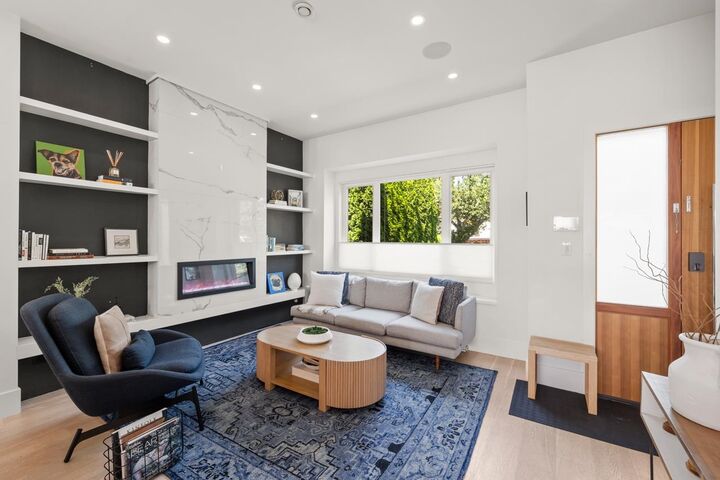 Property Photo:  506 E 18th Avenue  BC V5V 1G3 