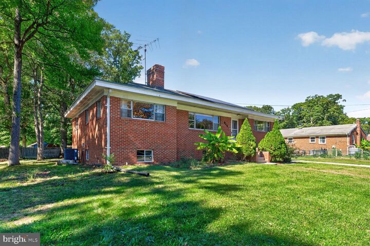 Property Photo:  6702 96th Place  MD 20706 