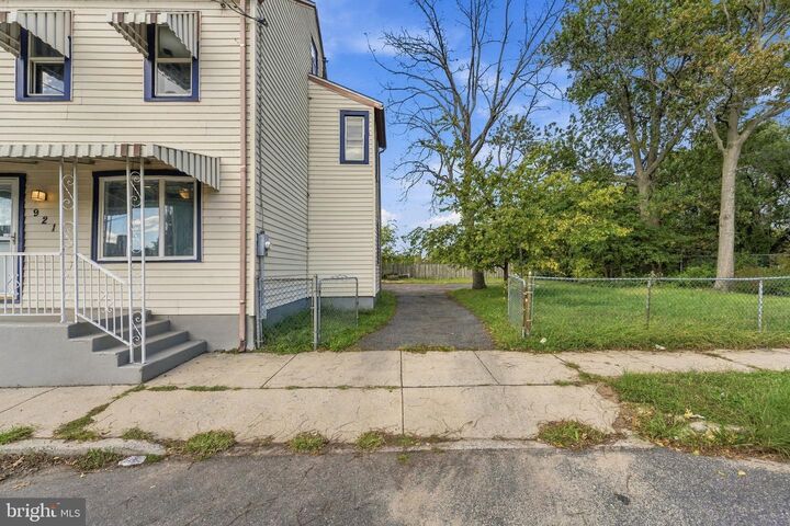 Property Photo:  921 George Street  NJ 08030 