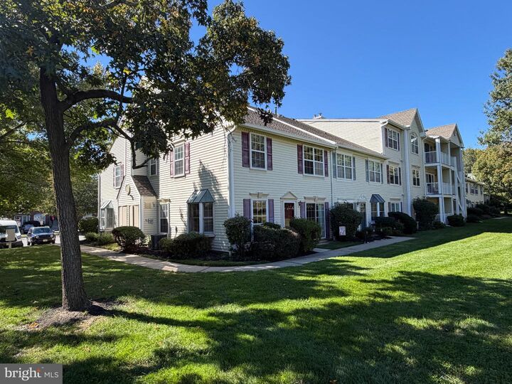 Property Photo:  41 Lehavre Court  NJ 08619 