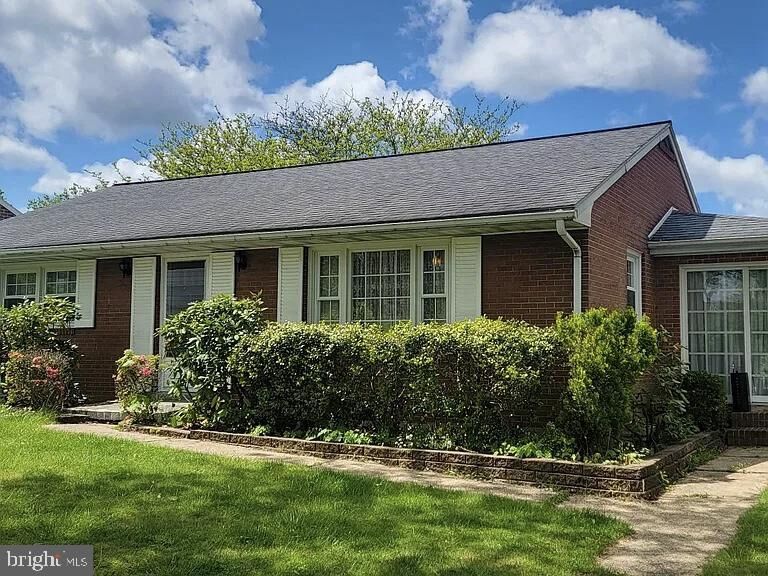 Property Photo:  623 Hill Top Drive  MD 21502 