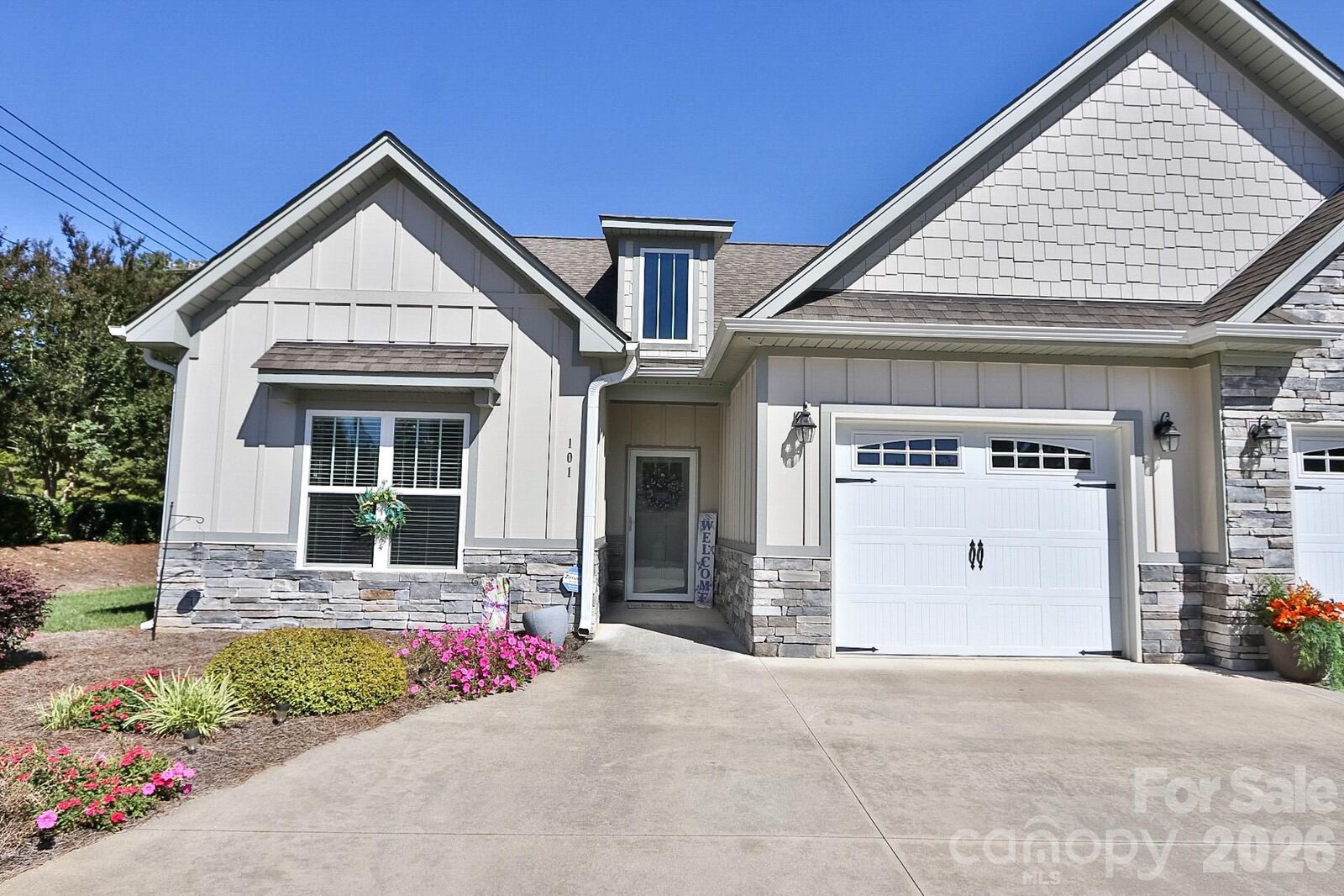 Property Photo:  101 Parkview Drive  NC 27055 