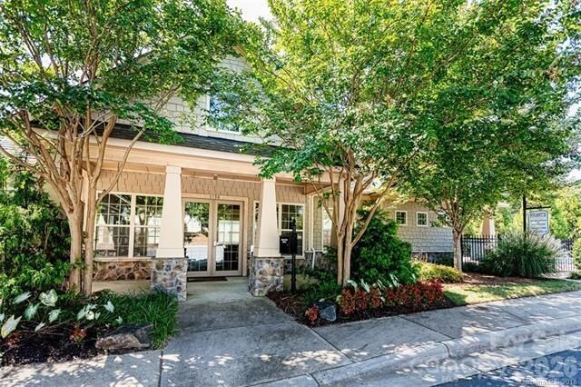 Property Photo:  3013 Callaway Court  NC 28032 