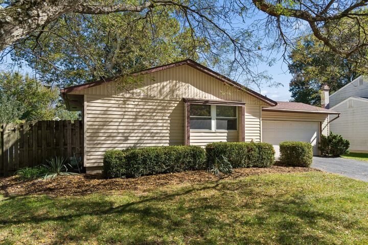 Property Photo:  3936 Blueberry Hollow Road  OH 43230 