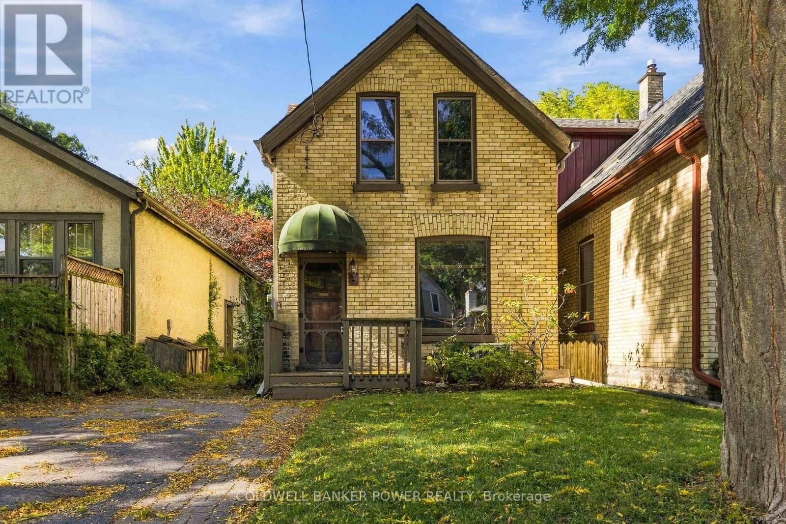 Property Photo: 17 Palace Street ON N6B 3A6