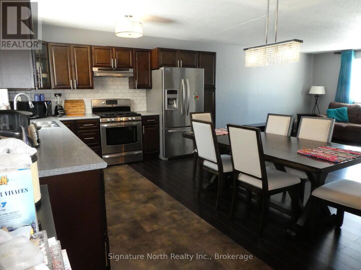 Property Photo:  423 Birch Crescent  ON P0T 2H0 