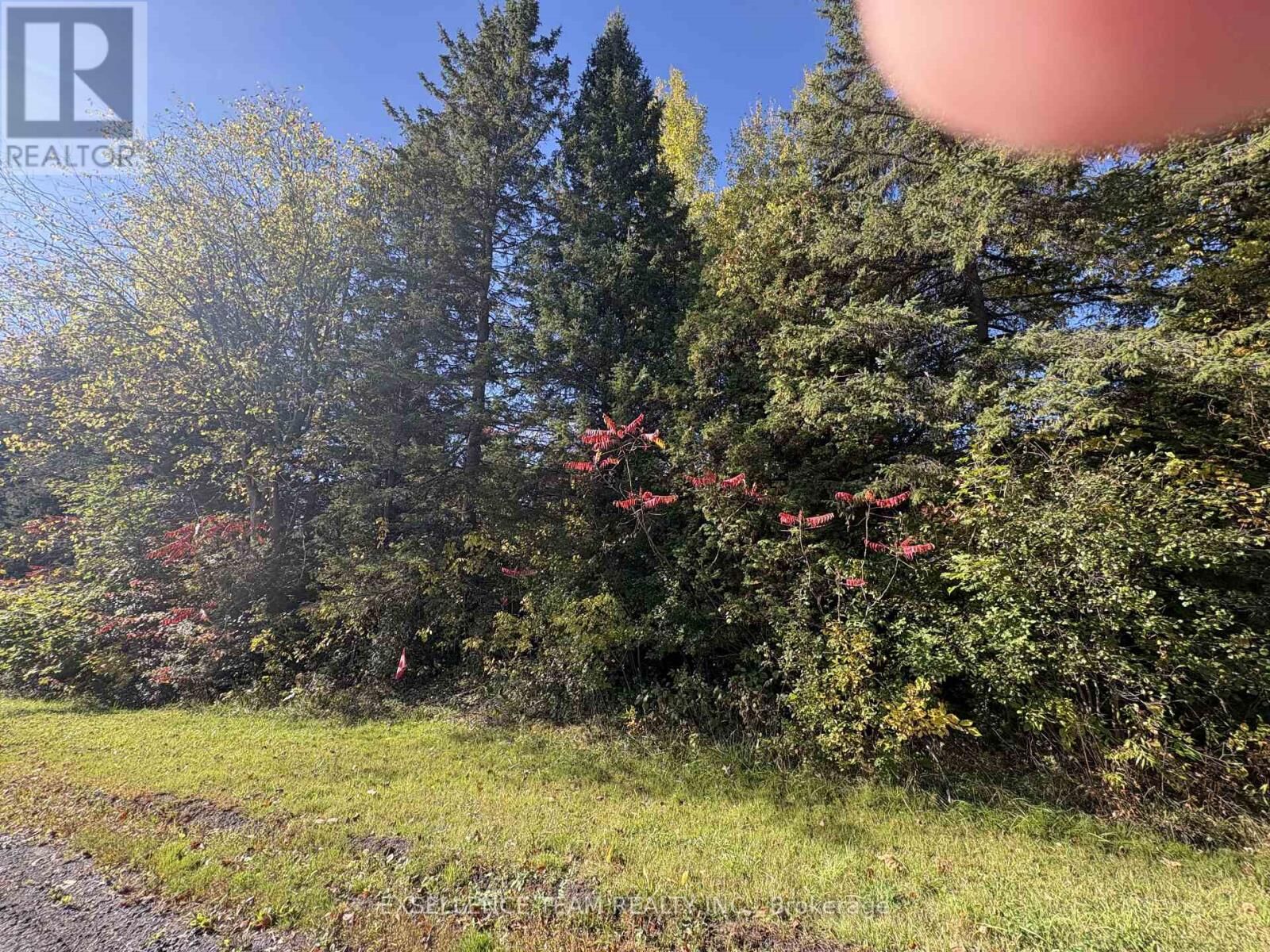 Property Photo:  N/A Glen Roy Rd Road  ON K0C 1L0 