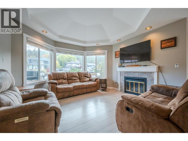 Property Photo:  138 Evergreen Crescent  BC V2A 7Y5 