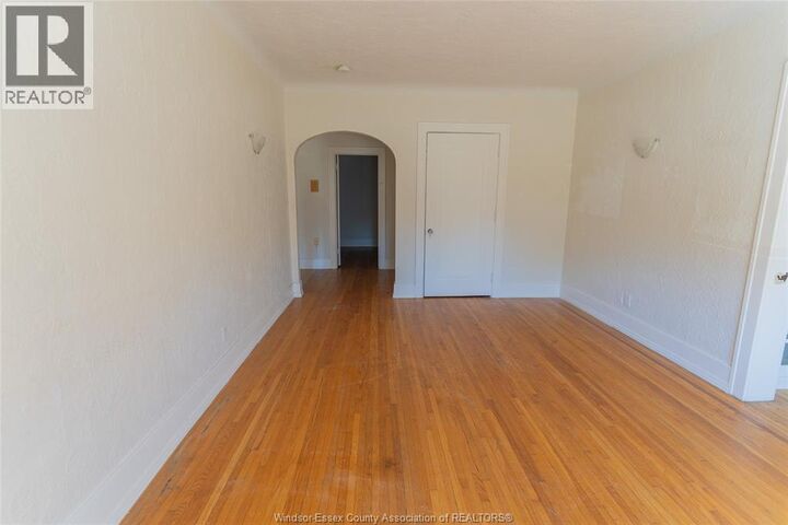 Property Photo:  710 Giles Boulevard East 201  ON N9A 4E4 