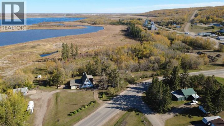 Property Photo:  100 1 Avenue  SK S0M 2G0 
