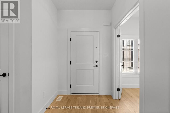 Property Photo:  1346 Bush Hill Link  ON N6G 0X6 