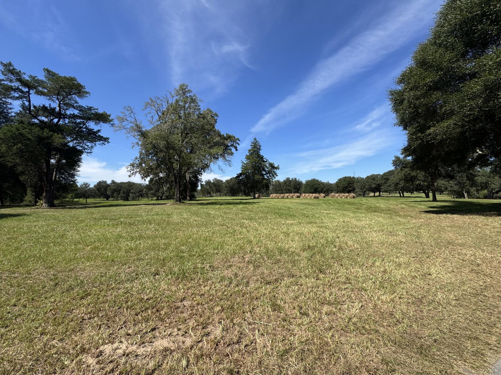 Property Photo: 2692 Oak Grove Church Road FL 32455