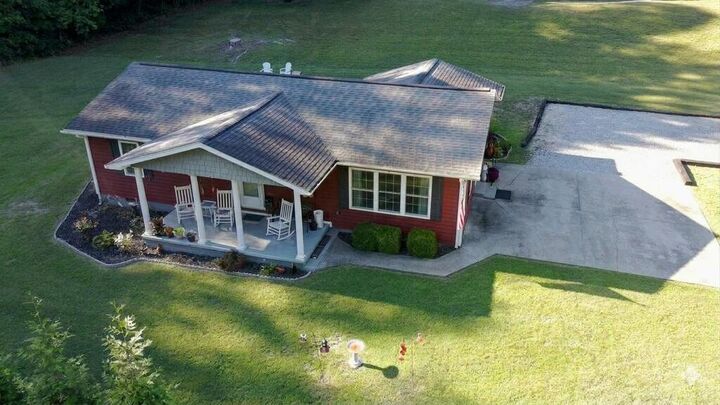 Property Photo:  732 Cave Fork  KY 41240 