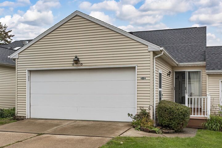 Property Photo: 4004 Greenway Drive PA 16506