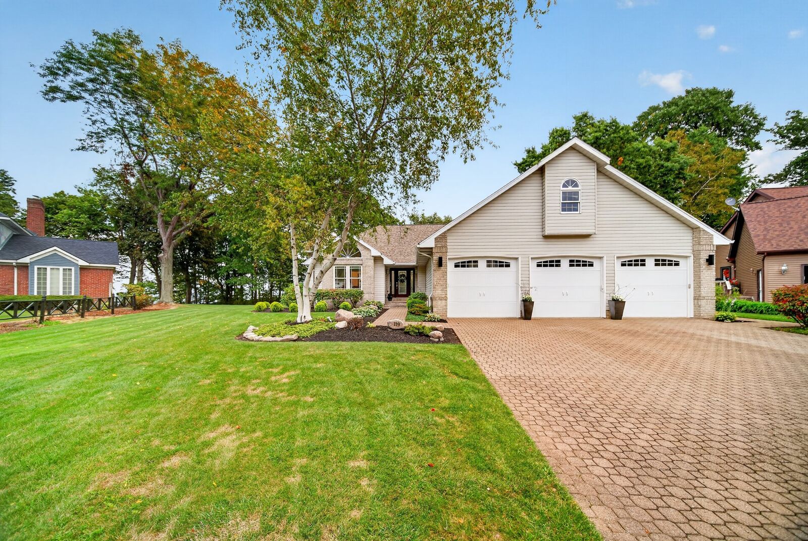 Property Photo:  119 Fox Hollow Lane  PA 16511 