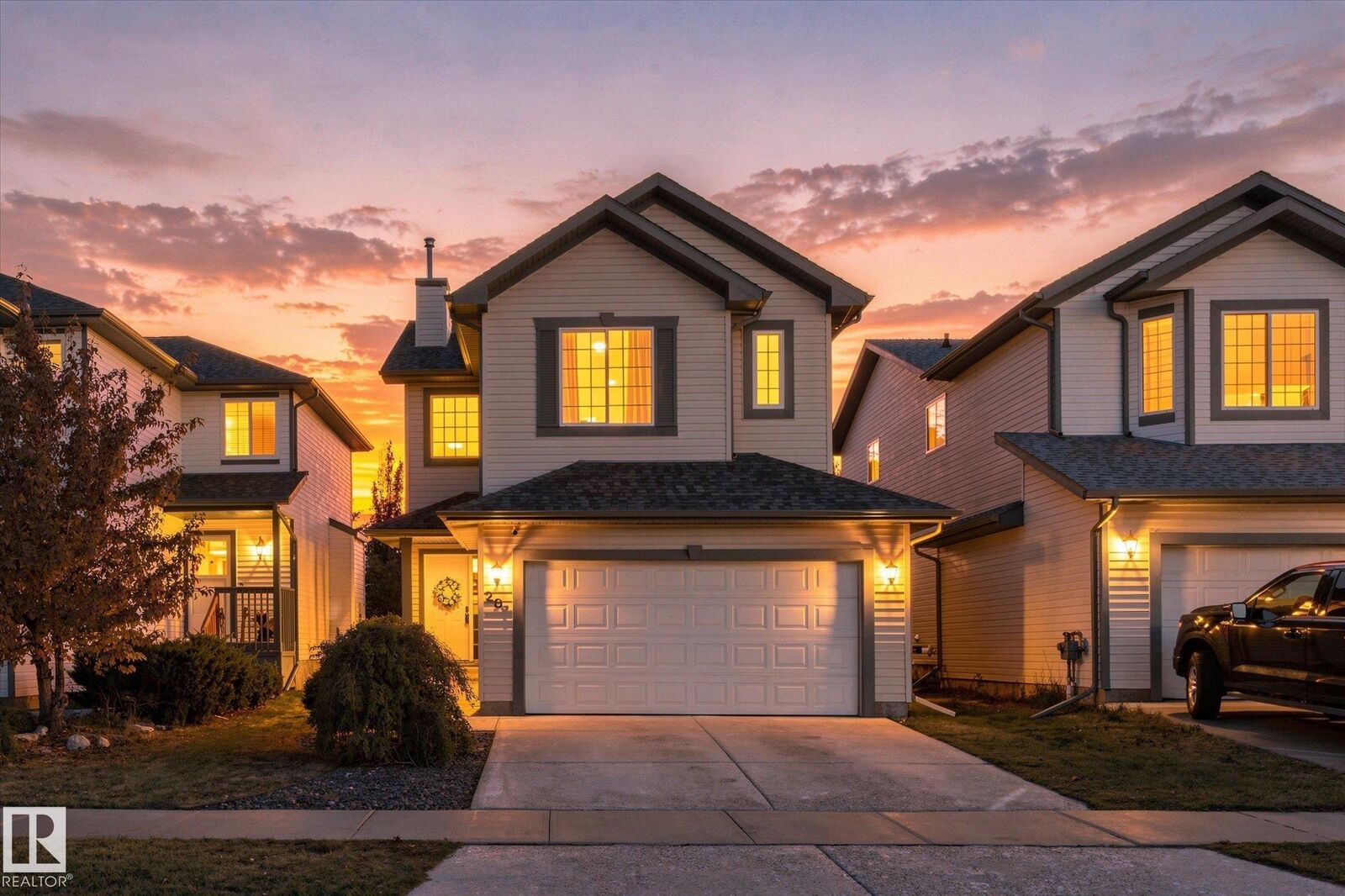 Property Photo: 287 Westwood Pointe AB T8L 4N5