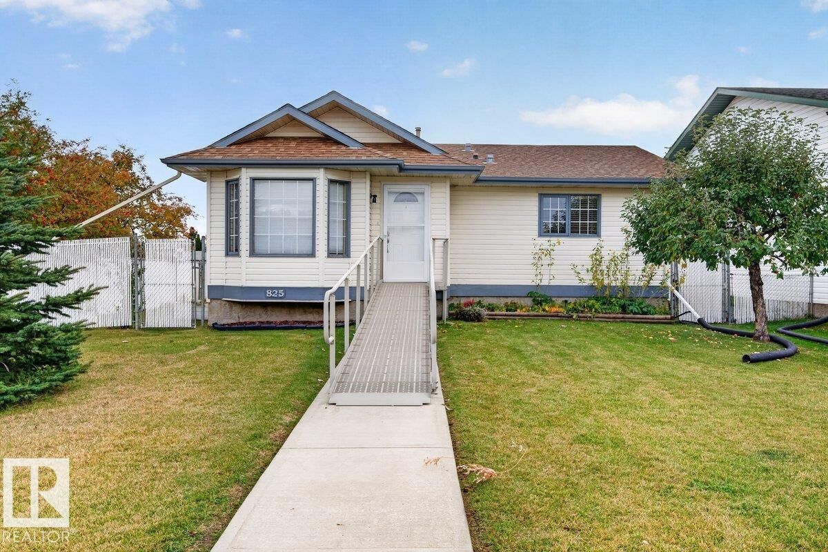 Property Photo:  825 Grandin Drive  AB T8R 1C7 
