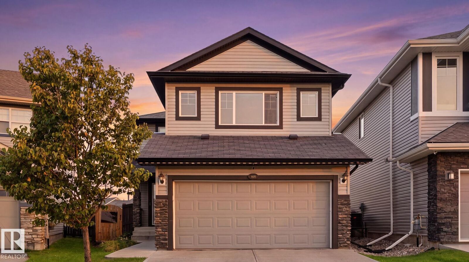 Property Photo:  3613 167A Avenue NW  AB T5Y 0X6 